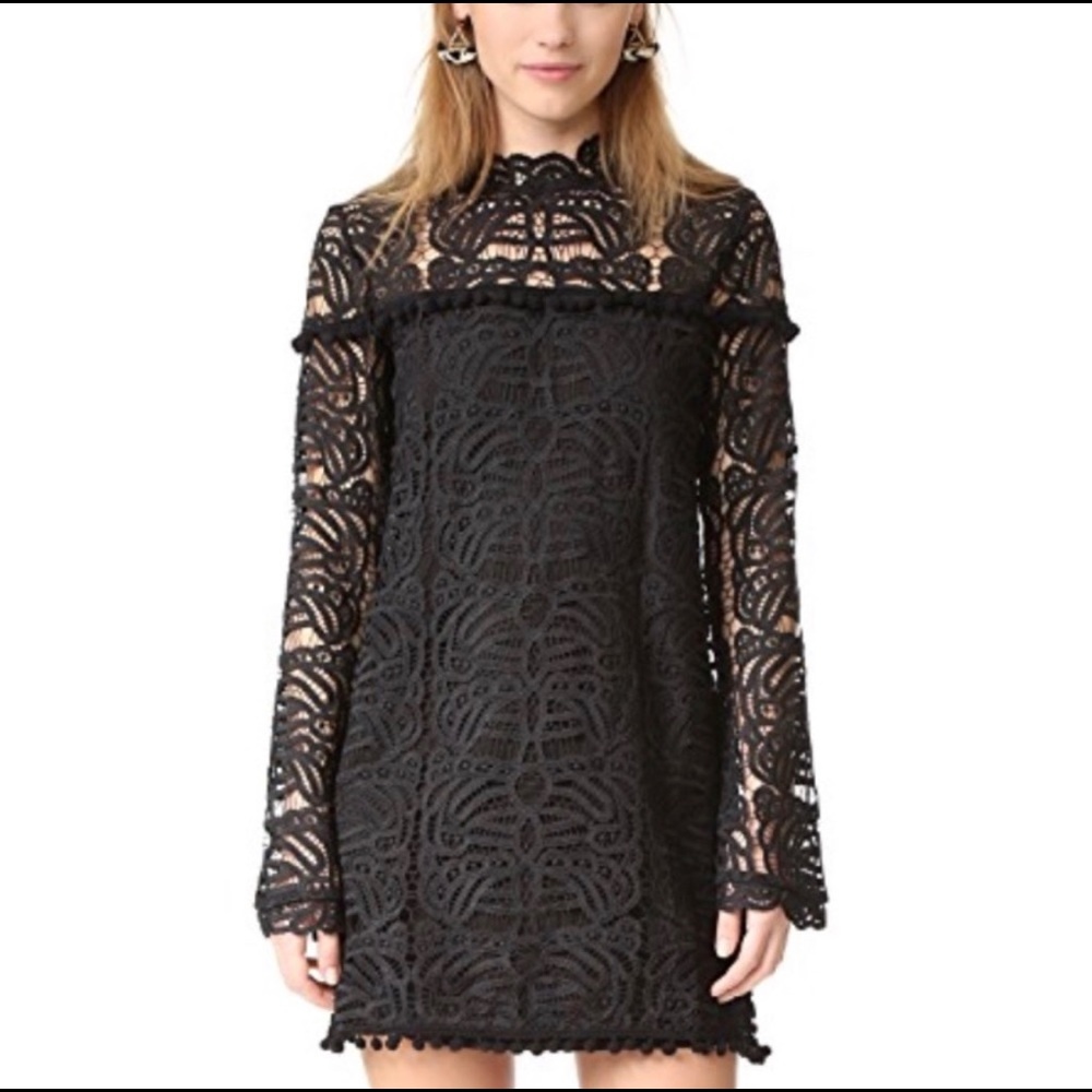 ✨HP✨Tularosa Matilda Black Lace Dress